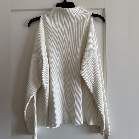 NWOT Lilyful Turtleneck open shoulder ribbed sweater - Picture 1 of 4